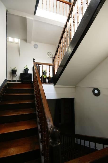 Appartement Dans Maison De Ville - 4 Personnes Oloron-Sainte-Marie Exteriér fotografie