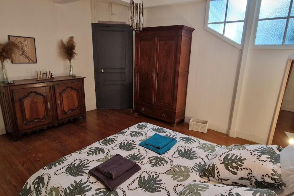 Appartement Dans Maison De Ville - 4 Personnes Oloron-Sainte-Marie Exteriér fotografie