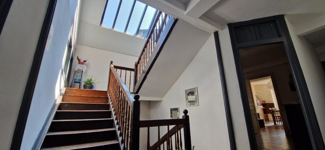 Appartement Dans Maison De Ville - 4 Personnes Oloron-Sainte-Marie Exteriér fotografie